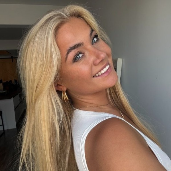 Mia Harper, Content Writer